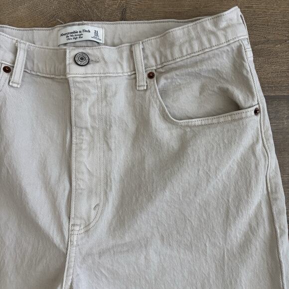 Abercrombie and Fitch Women's Size 12/31 Jeans 90s Straight Raw Edge Capri White - Picture 4 of 14